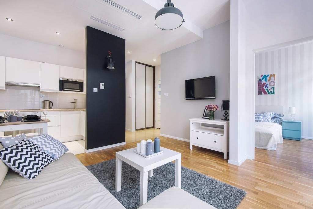 Apartment Wielopole 17 *